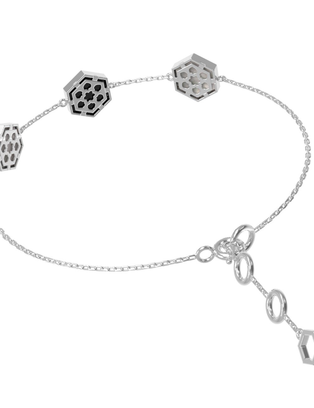 Браслет из белого золота c ониксом и перламутром