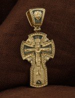 Крест из лимонного золота