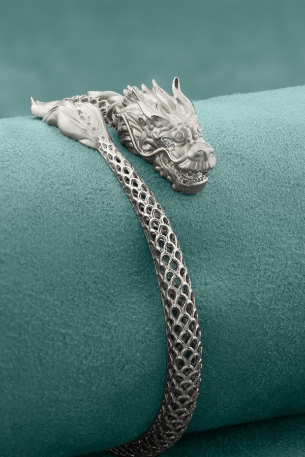 Браслет из белого золота c бриллиантами