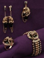 Серьги из золота c эмалью и ониксом