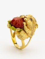 Кольцо из лимонного золота c эмалью