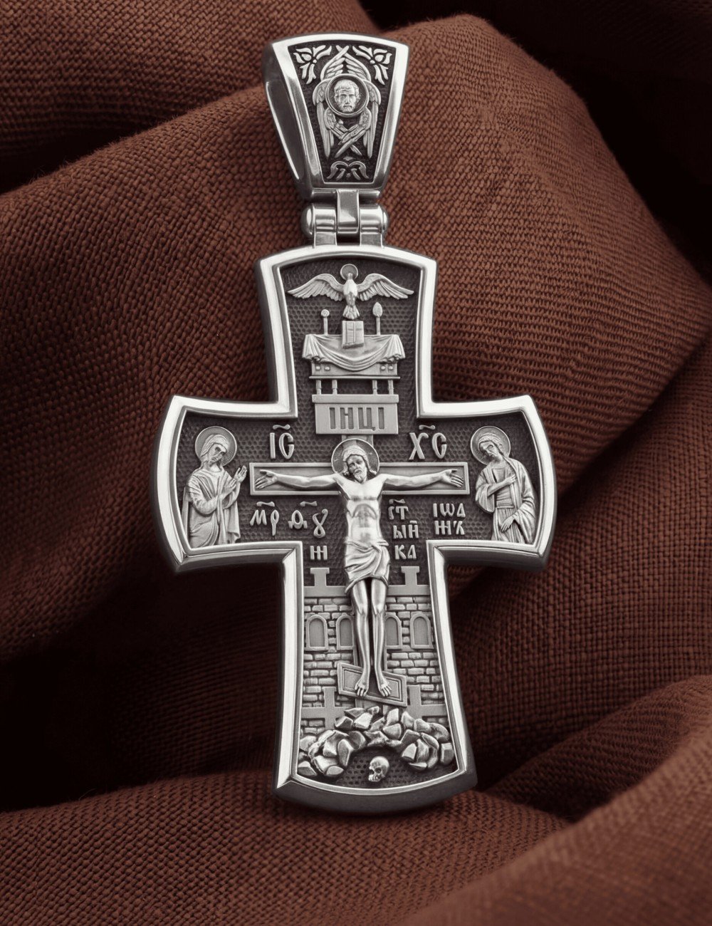 Крест из белого золота