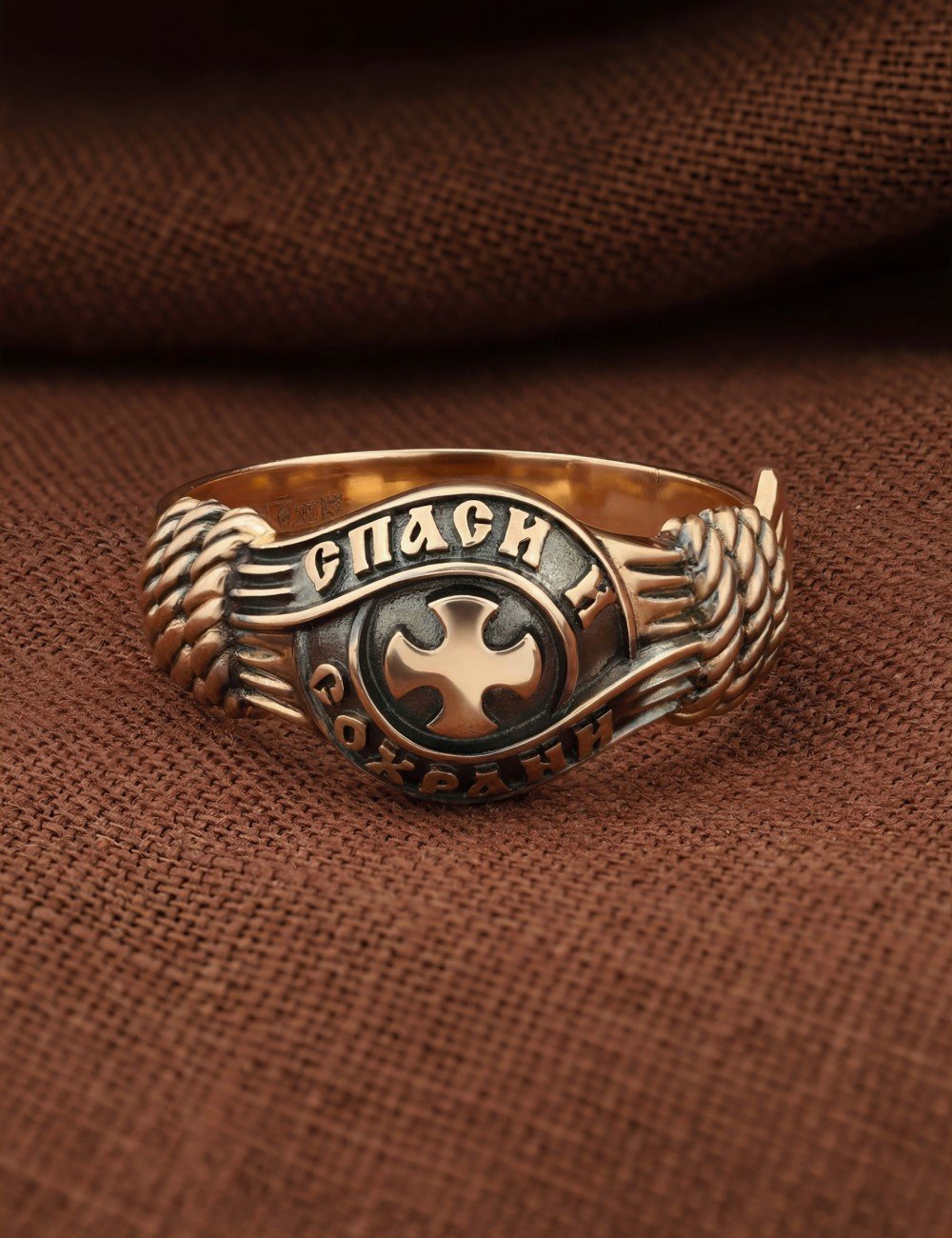 Кольцо из золота