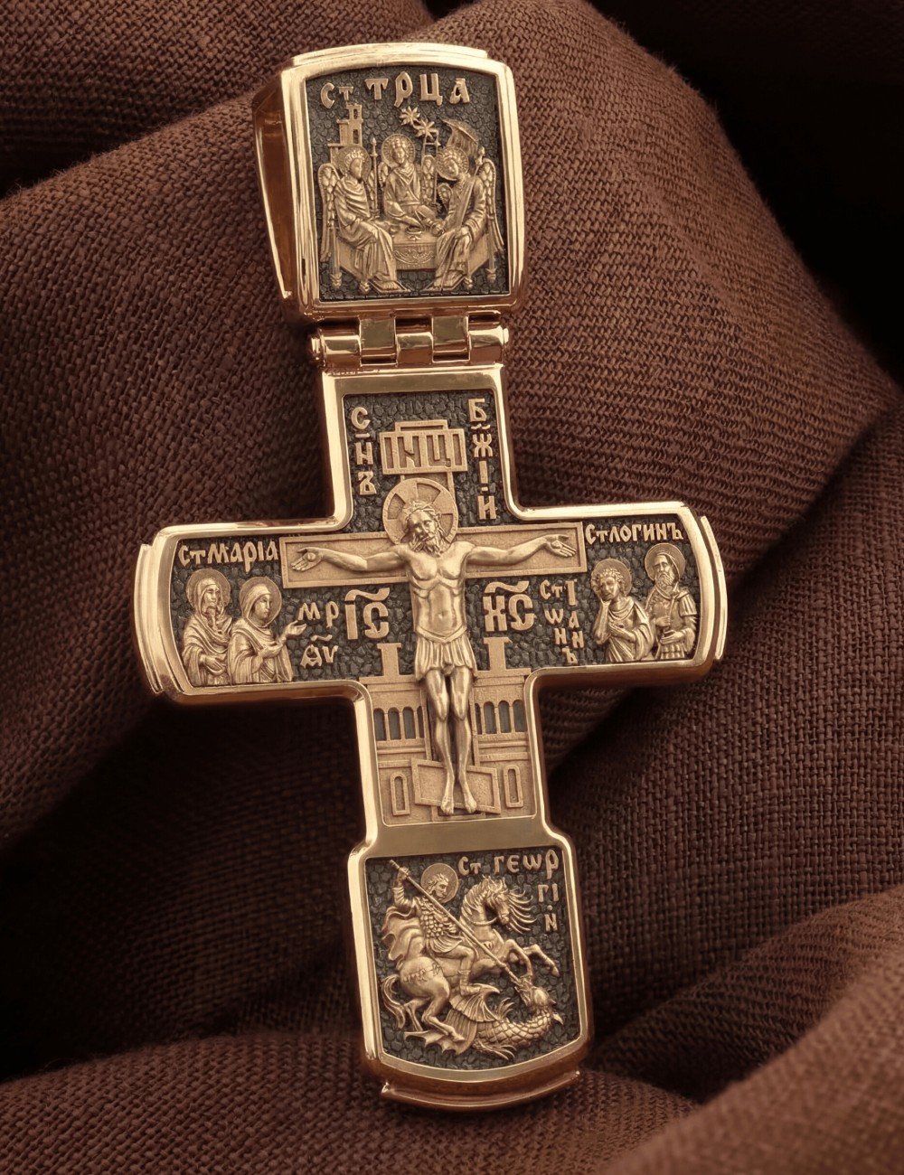 Крест из золота