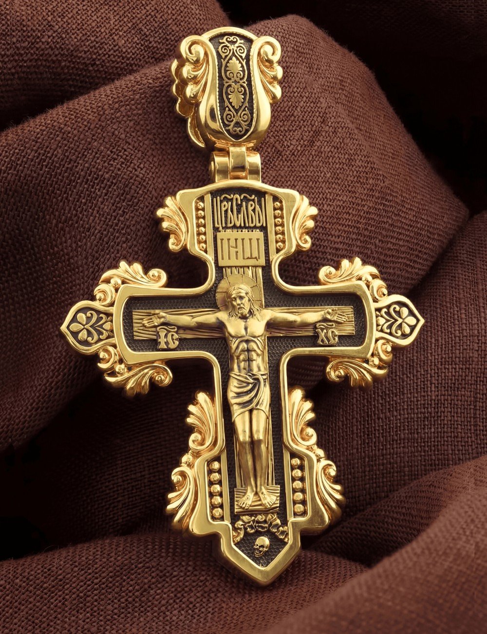 Крест из лимонного золота