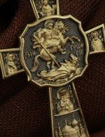 Крест из лимонного золота