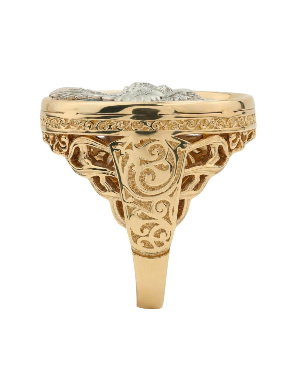 Кольцо из золота c эмалью