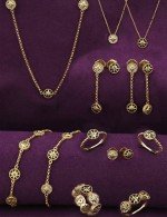 Серьги из лимонного золота c бриллиантами, ониксом и перламутром