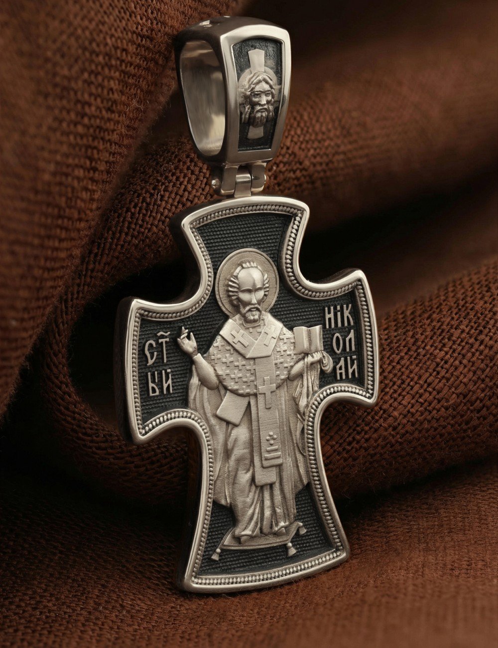 Крест из белого золота