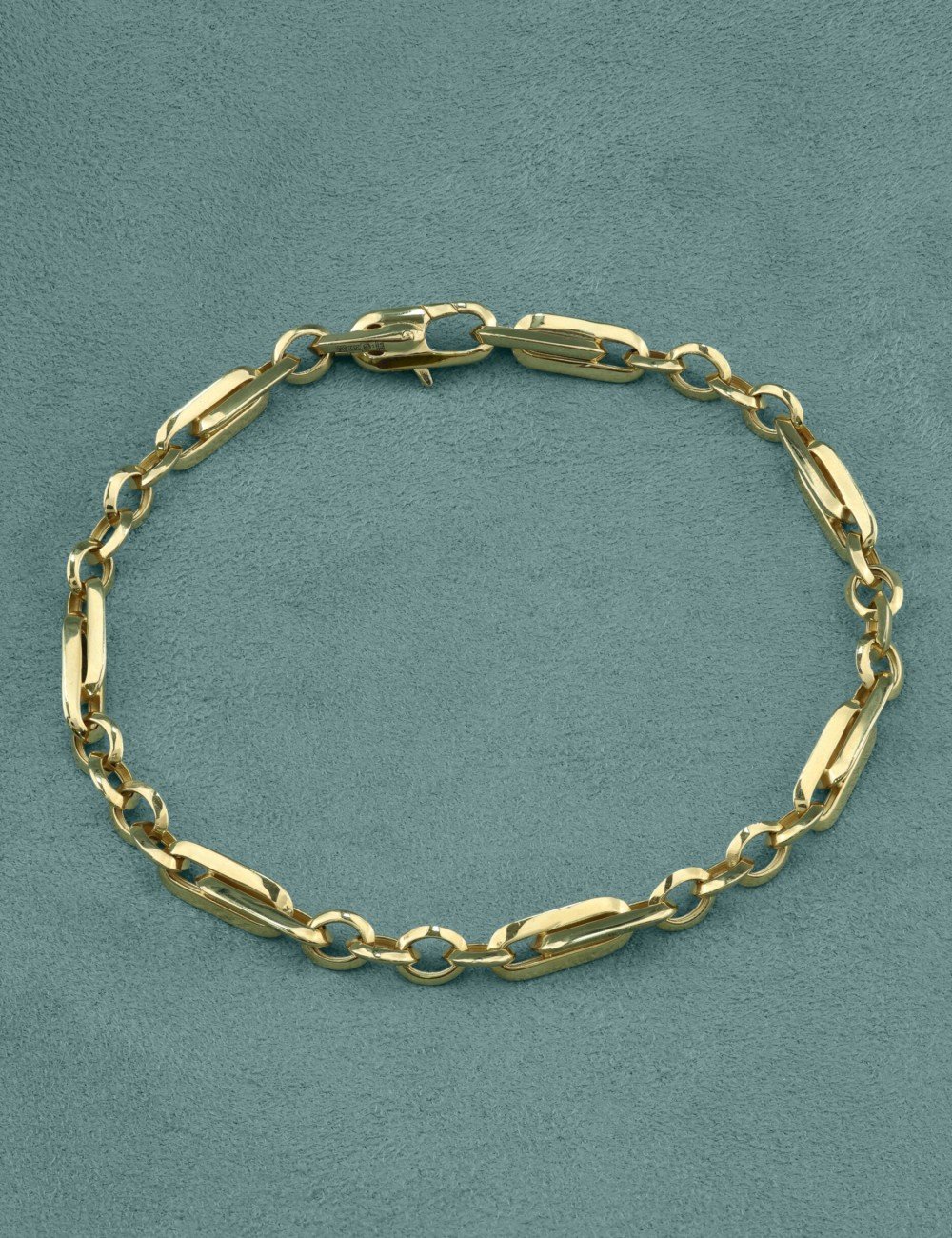 Браслет из лимонного золота