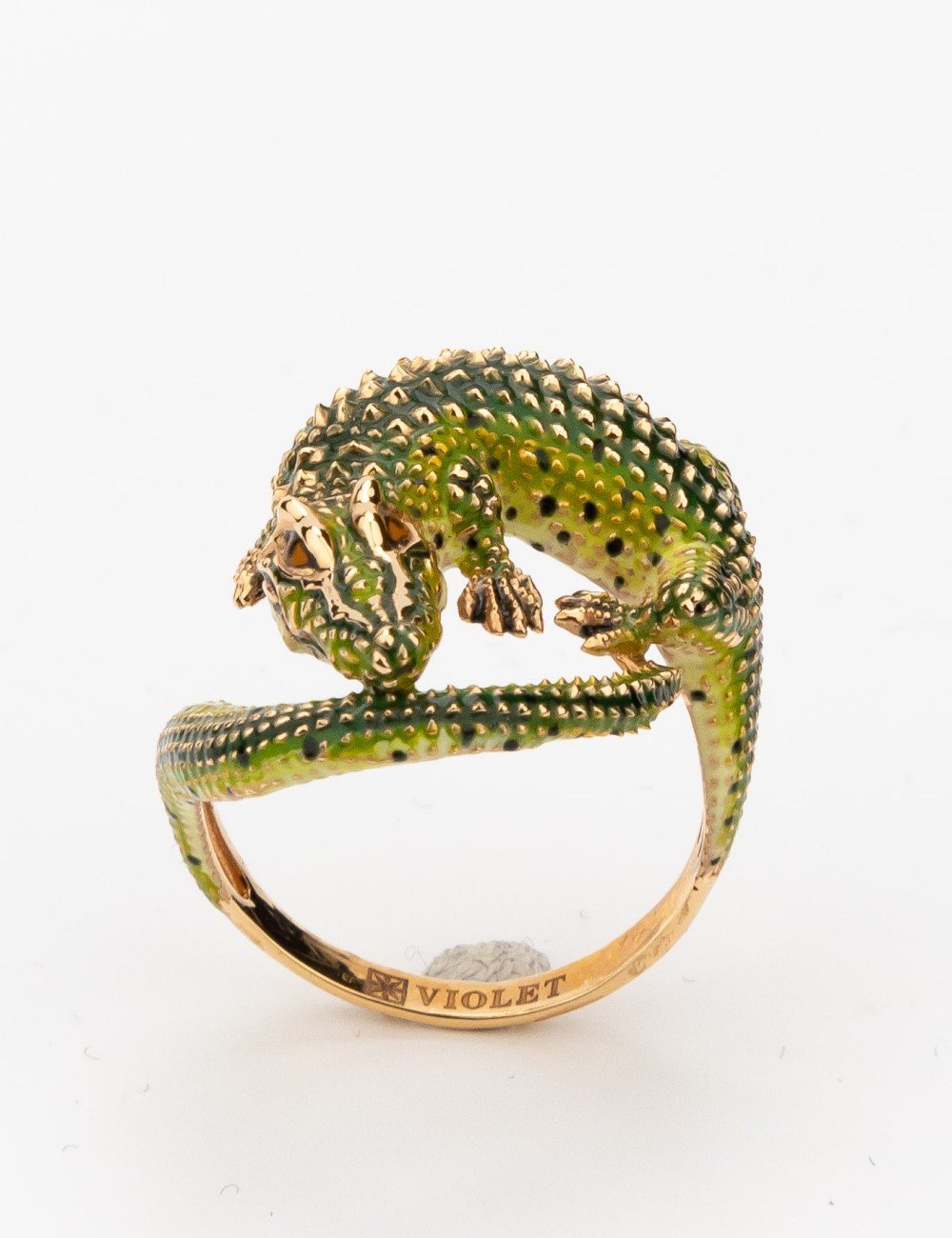 Кольцо из золота c эмалью