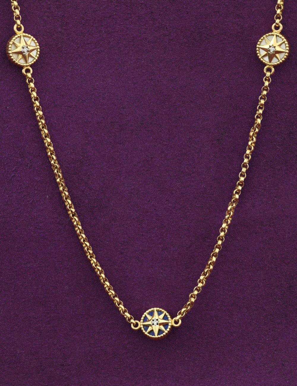 Колье из лимонного золота c бриллиантами, лазуритом и перламутром