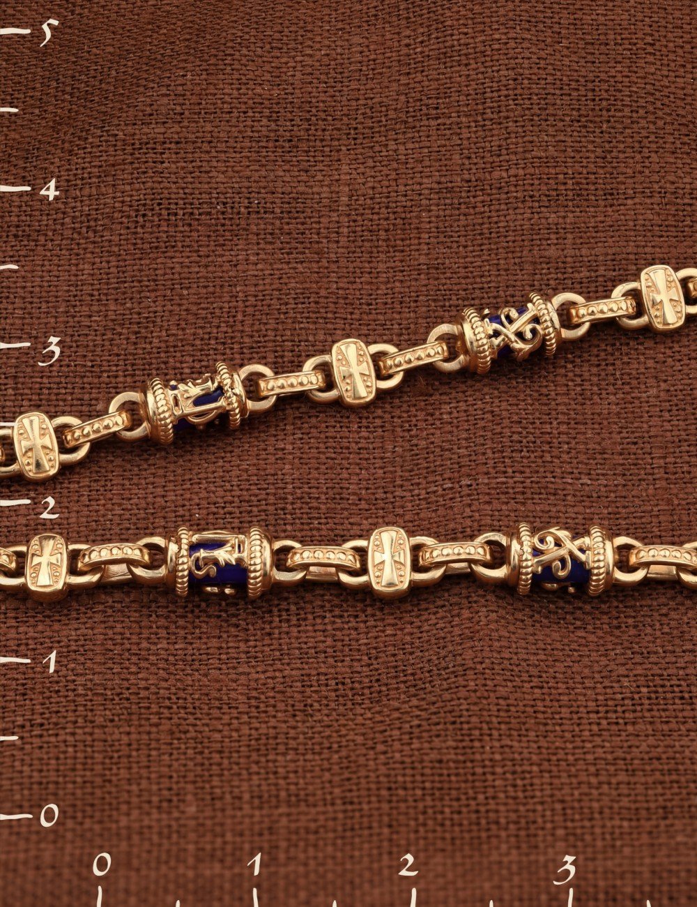 Цепь из золота c лазуритом