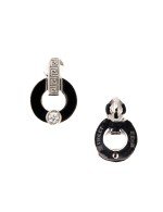 Серьги из белого золота c бриллиантами и ониксом