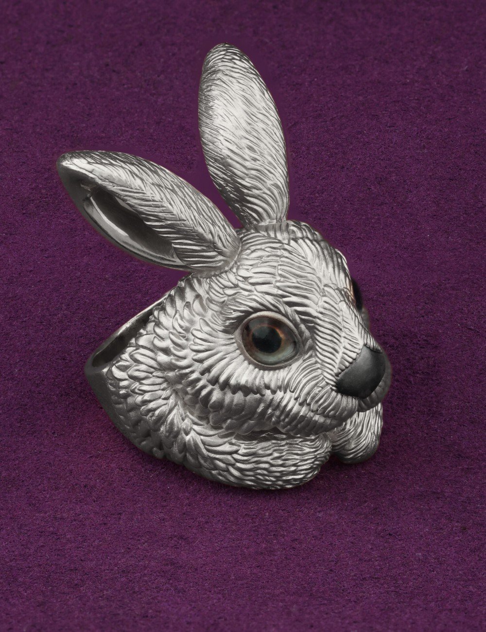 Кольцо из белого золота c эмалью