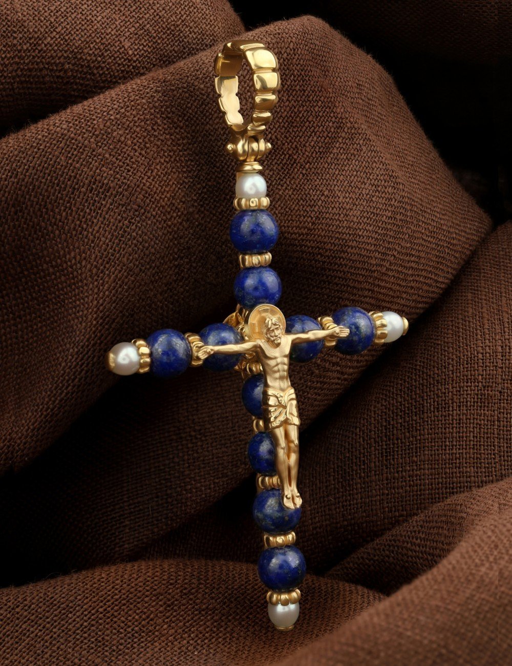 Крест из лимонного золота c жемчугом и лазуритом