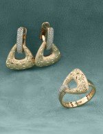 Кольцо из золота c бриллиантами