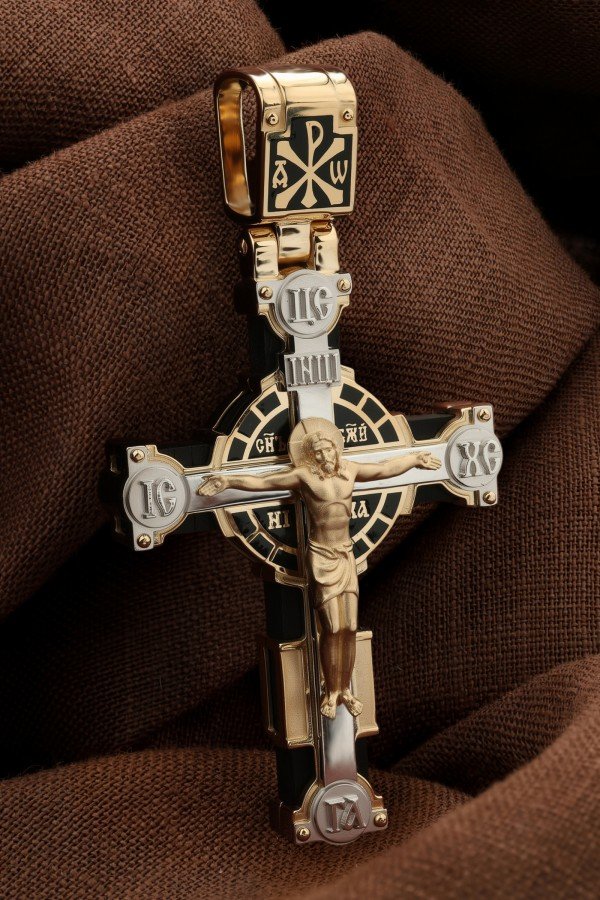 Крест из золота c эмалью и эбеновым деревом