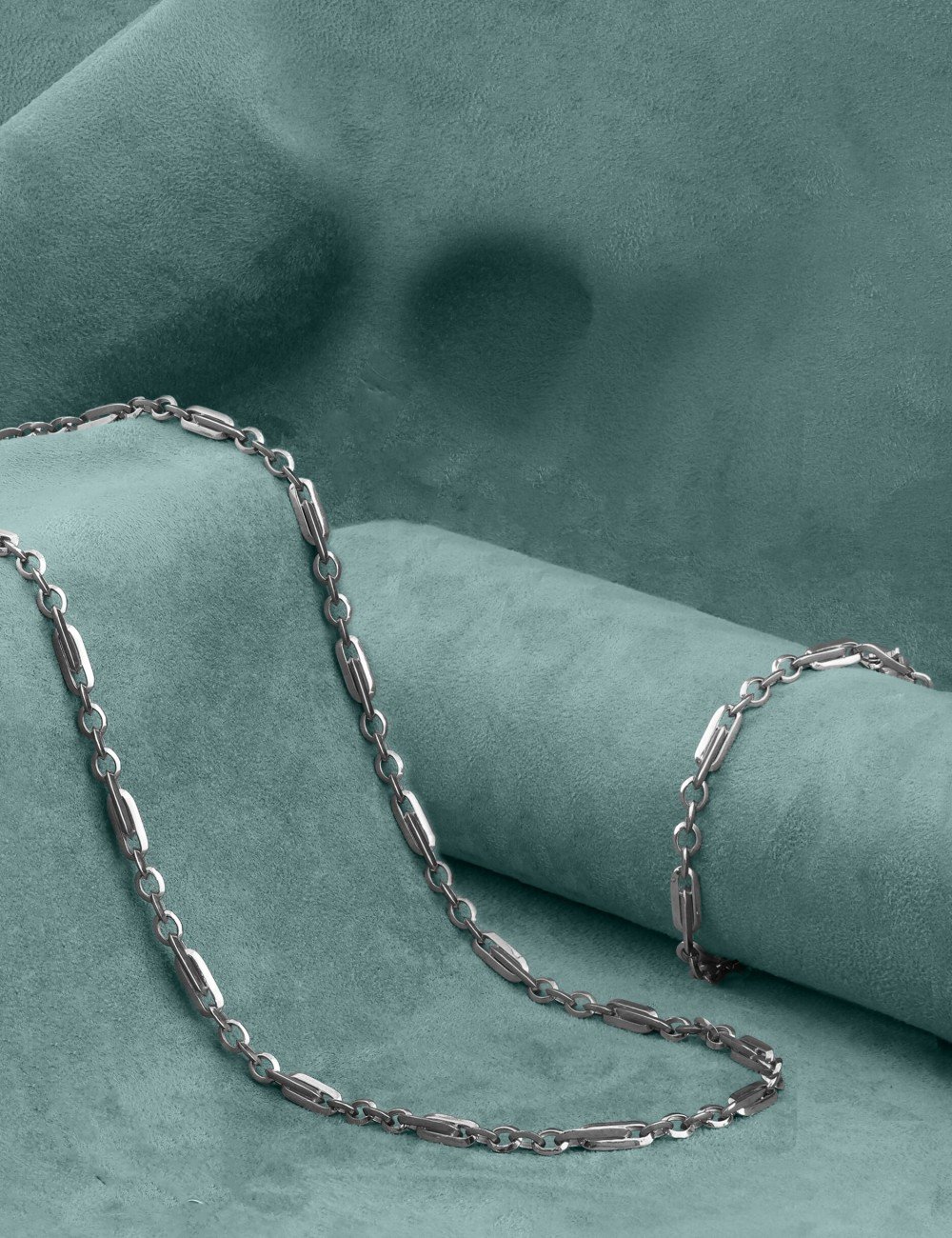 Цепь из белого золота