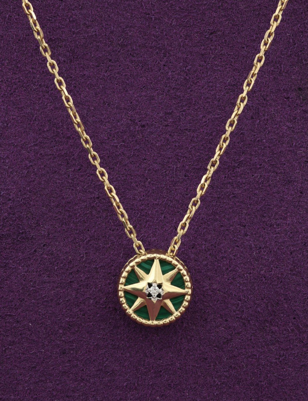 Колье из лимонного золота c бриллиантами и малахитом