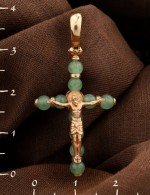Крест из золота c нефритом