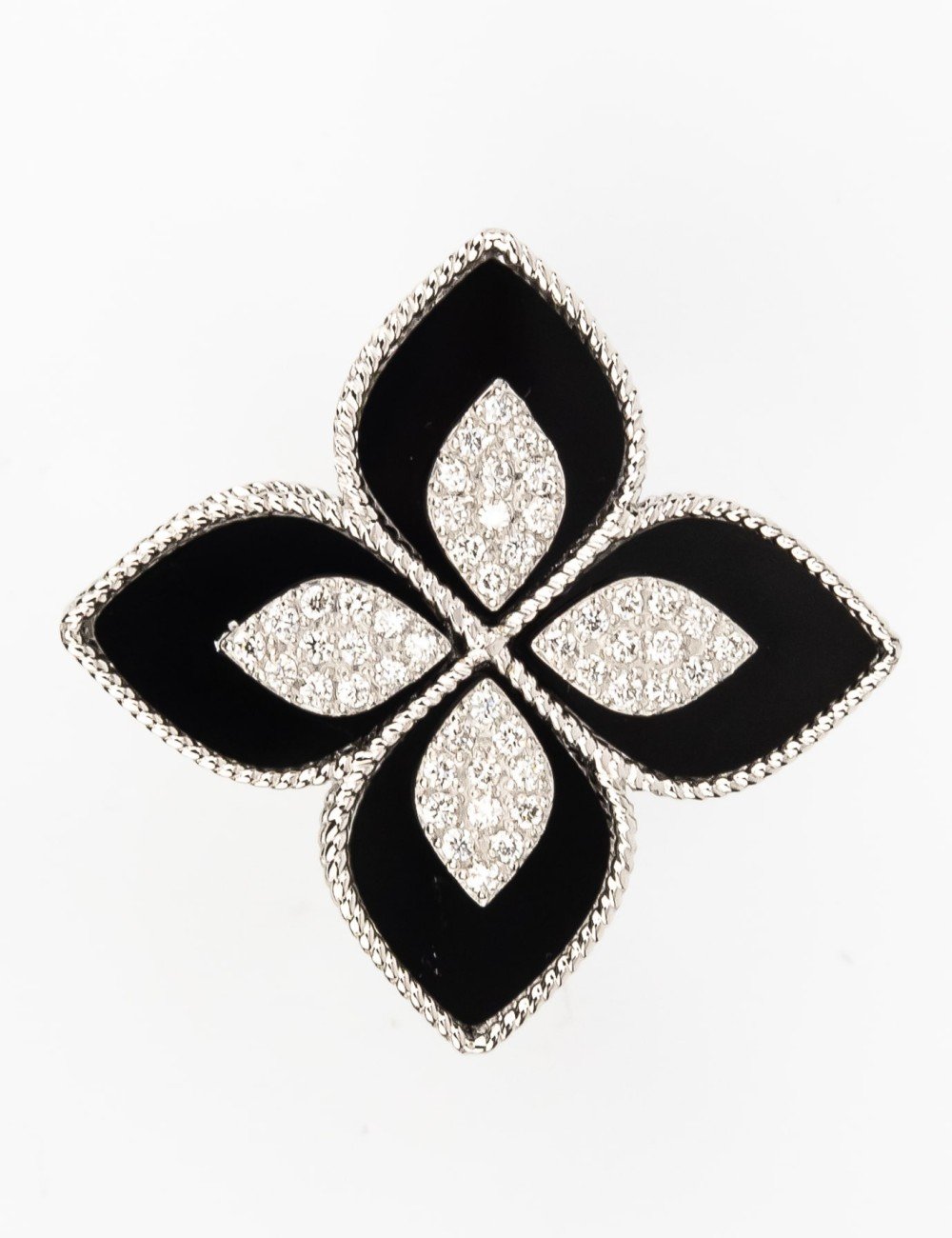 Кольцо из белого золота c бриллиантами и ониксом