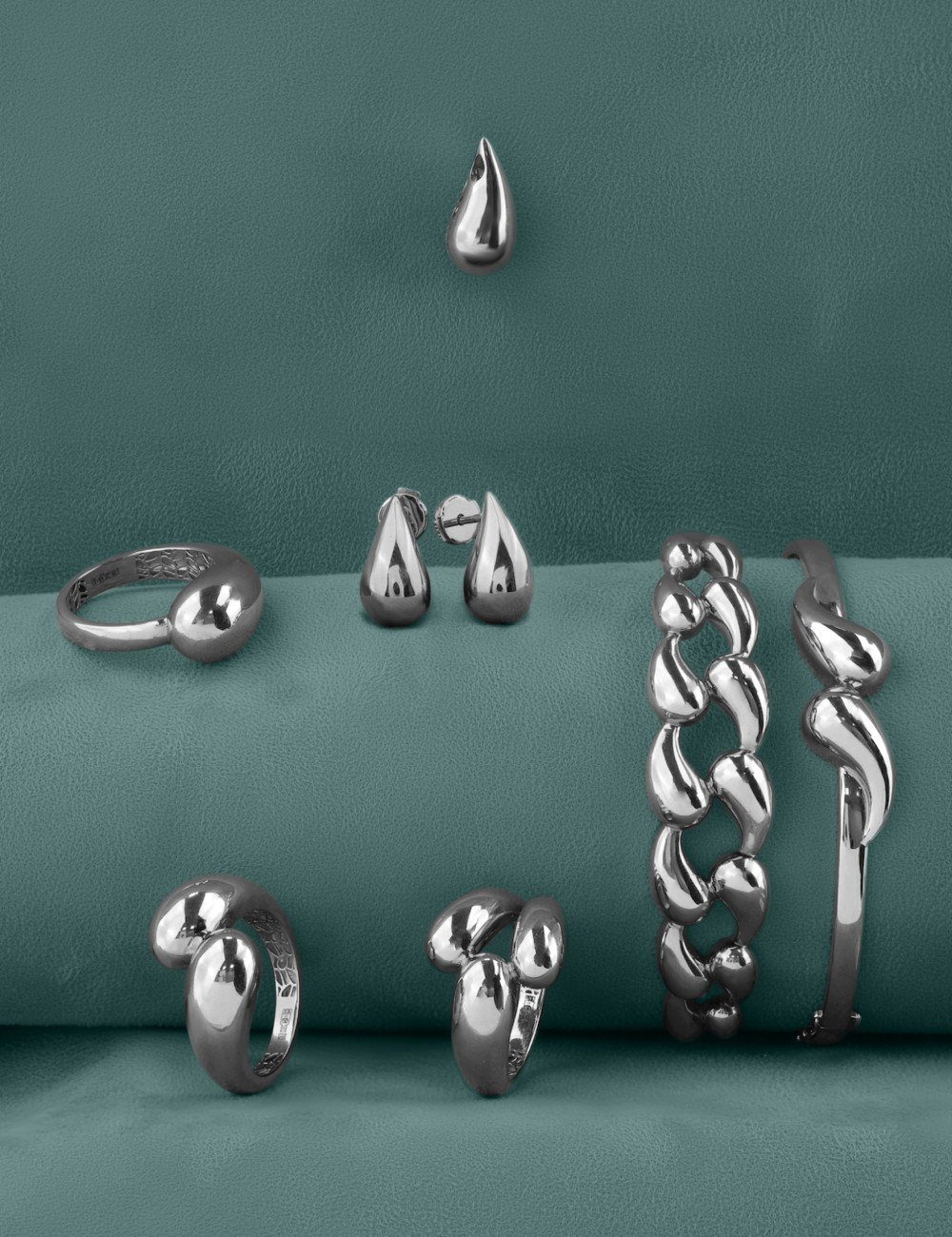 Подвеска из белого золота