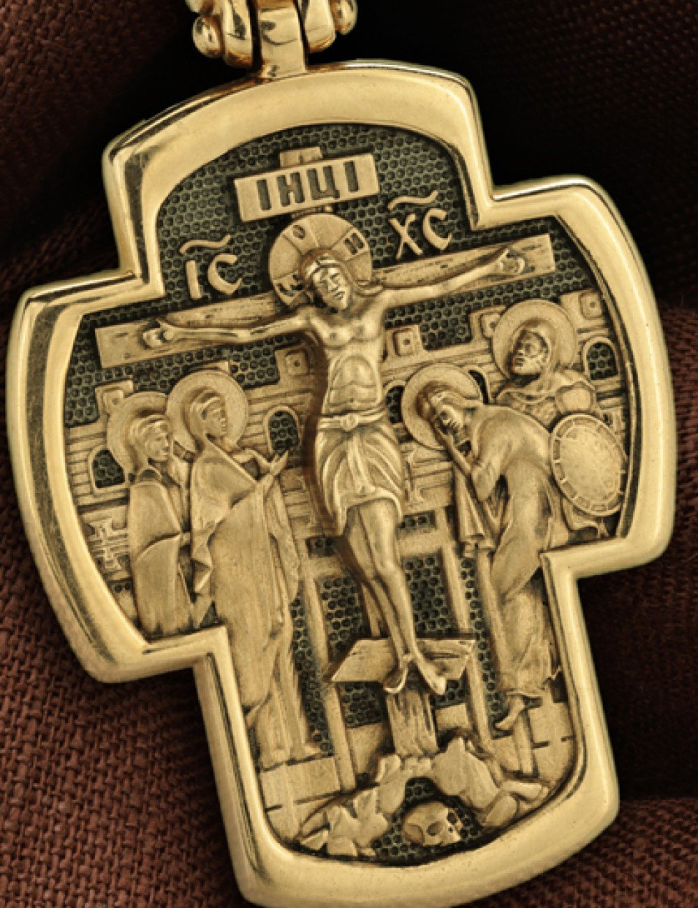 Крест из лимонного золота