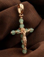 Крест из золота c нефритом