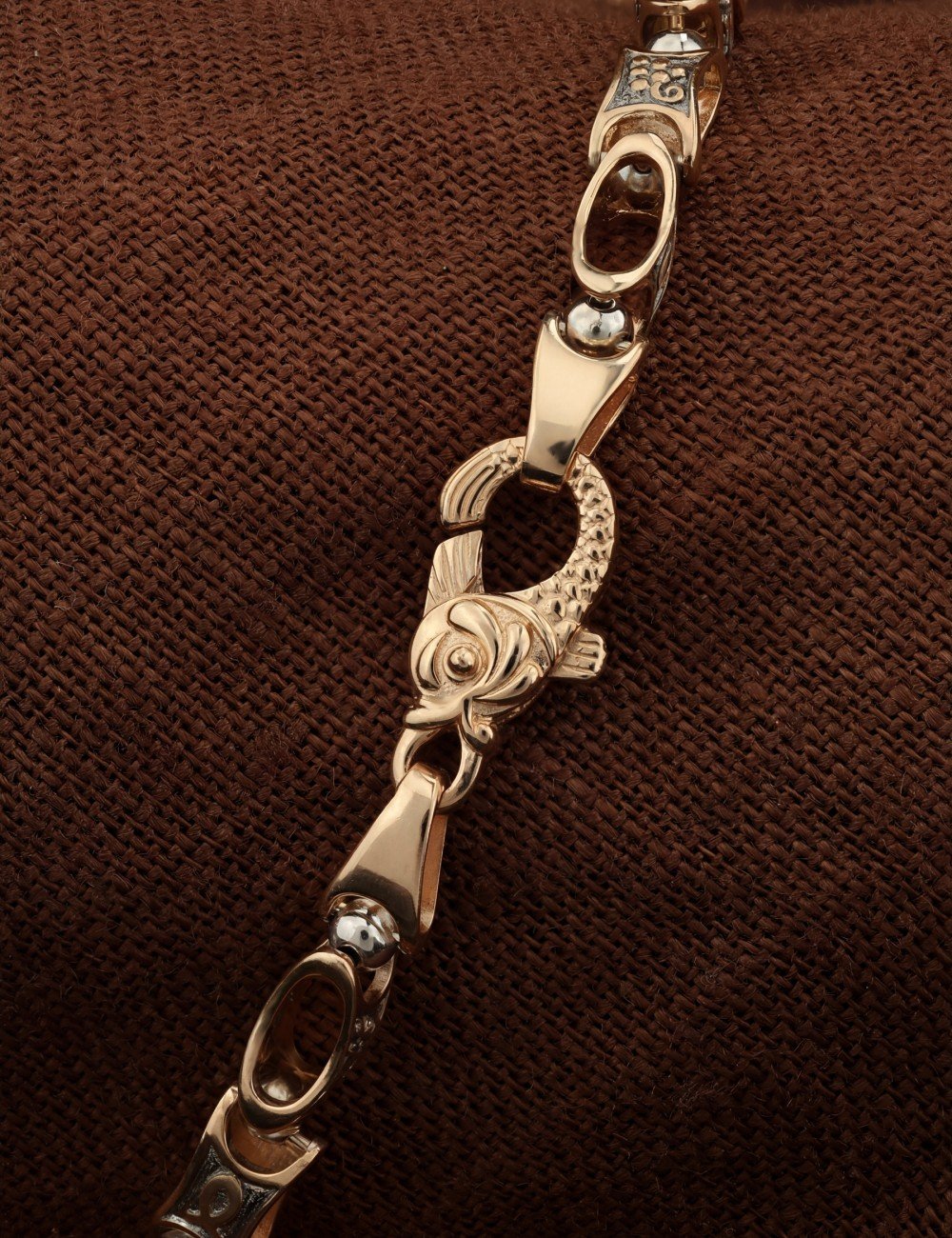 Браслет из золота