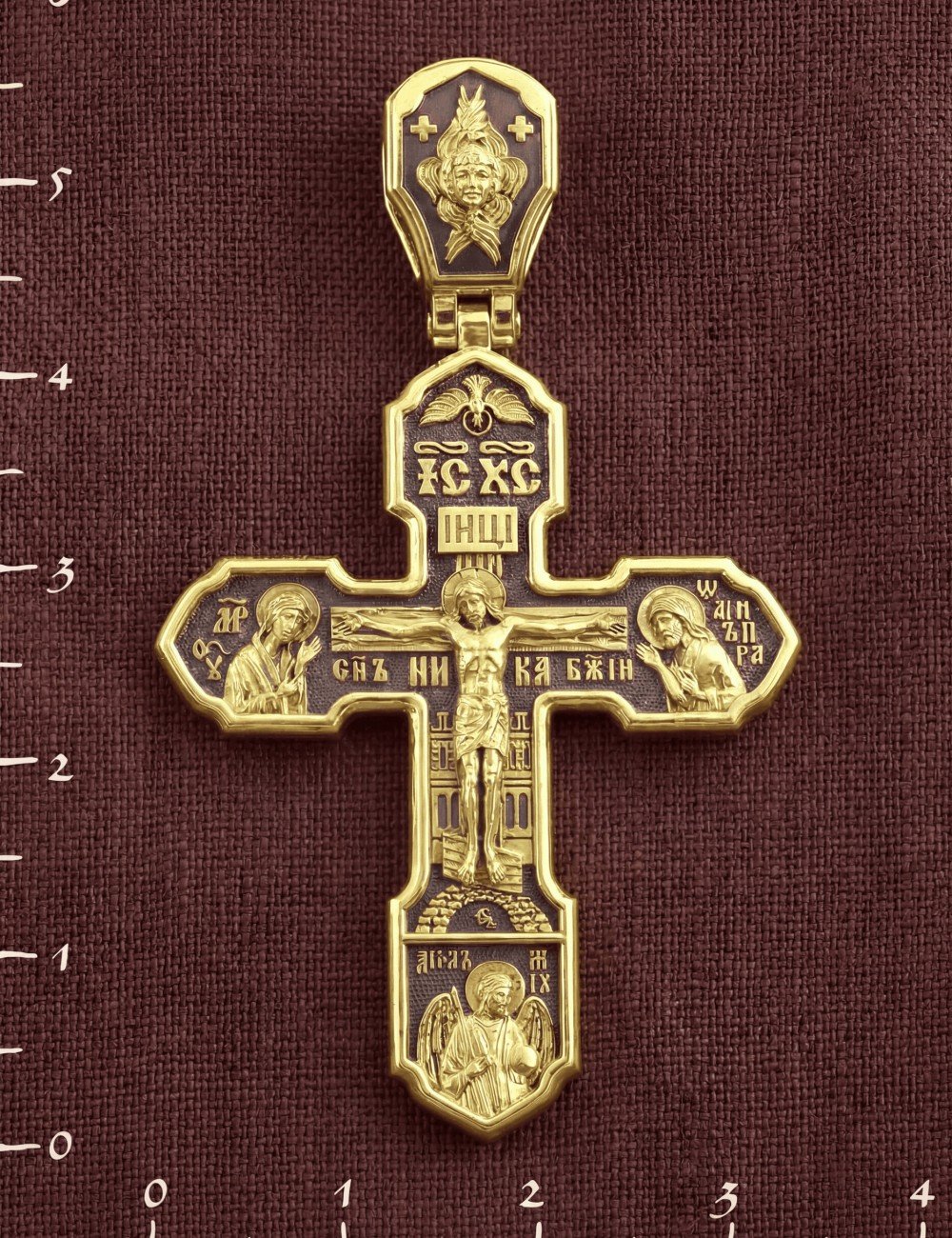Крест из лимонного золота