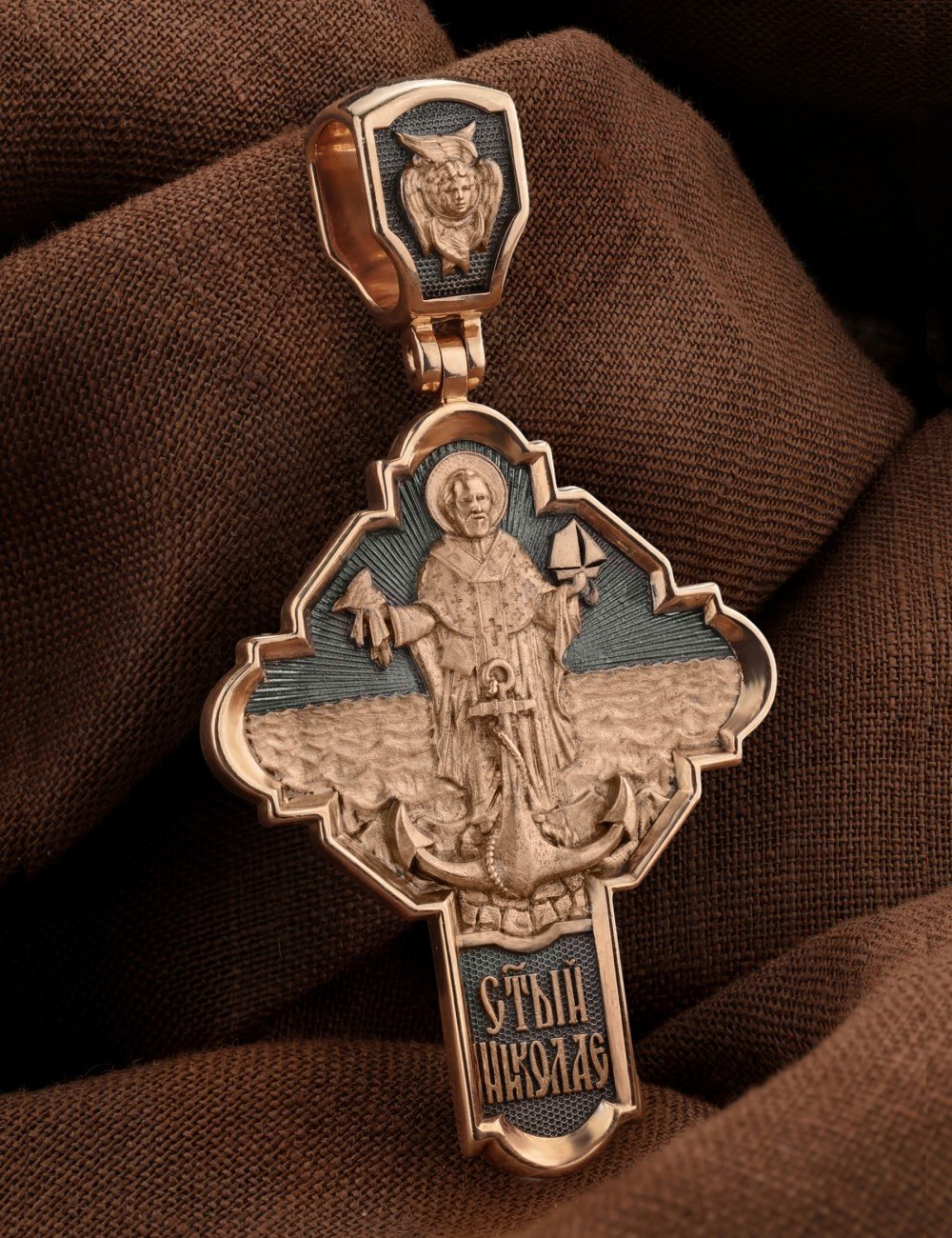 Крест из золота