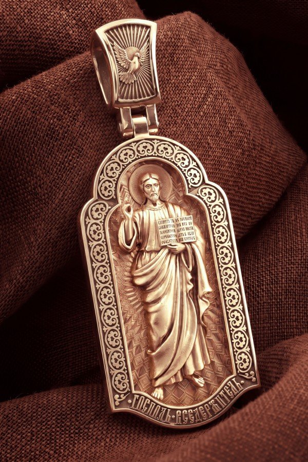 Образок из золота c эмалью