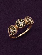 Кольцо из золота c бриллиантами и ониксом