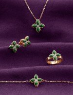 Колье из золота c бриллиантами и малахитом