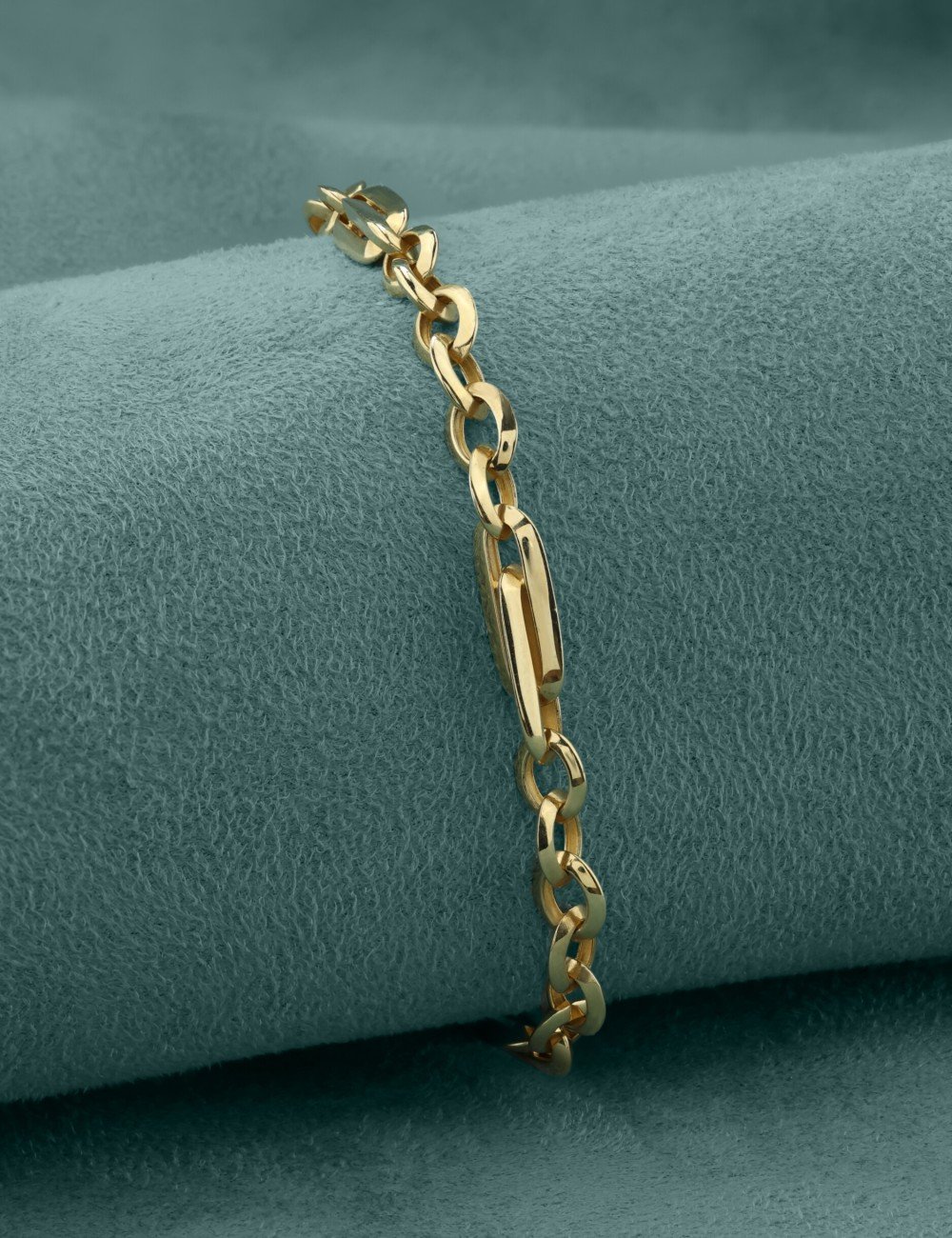 Браслет из лимонного золота