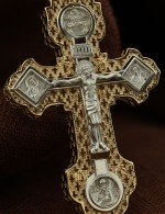Крест из лимонного золота