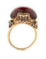 Кольцо из золота c эмалью, фианитом и гранатом