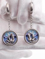 Серьги из белого золота c эмалью