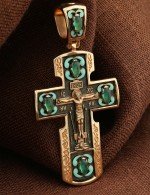 Крест из золота c эмалью и хризопразом