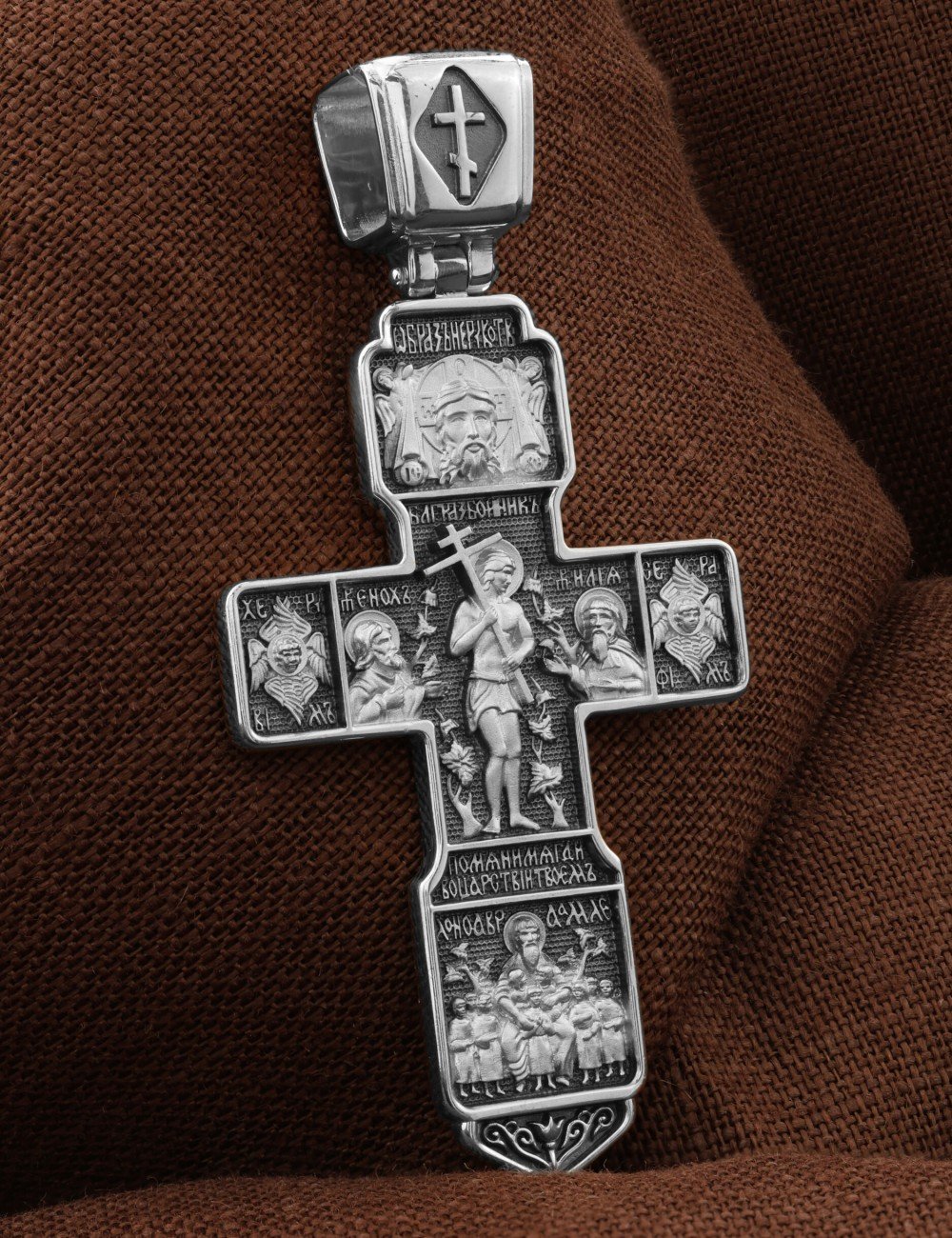 Крест из белого золота