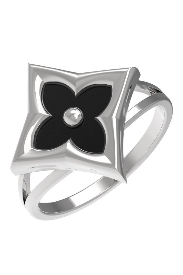 Кольцо из белого золота c ониксом