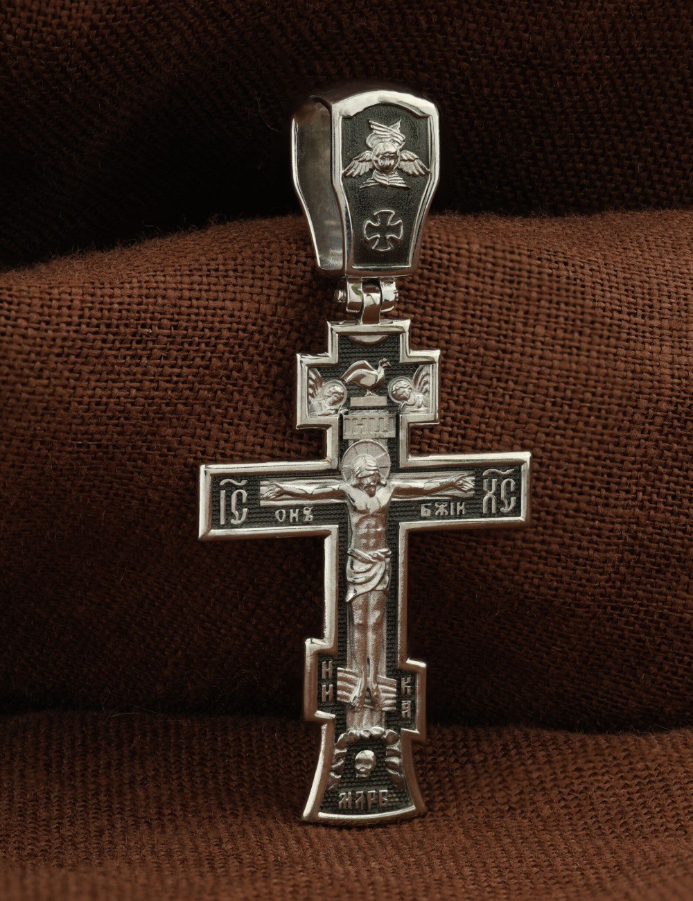 Крест из белого золота