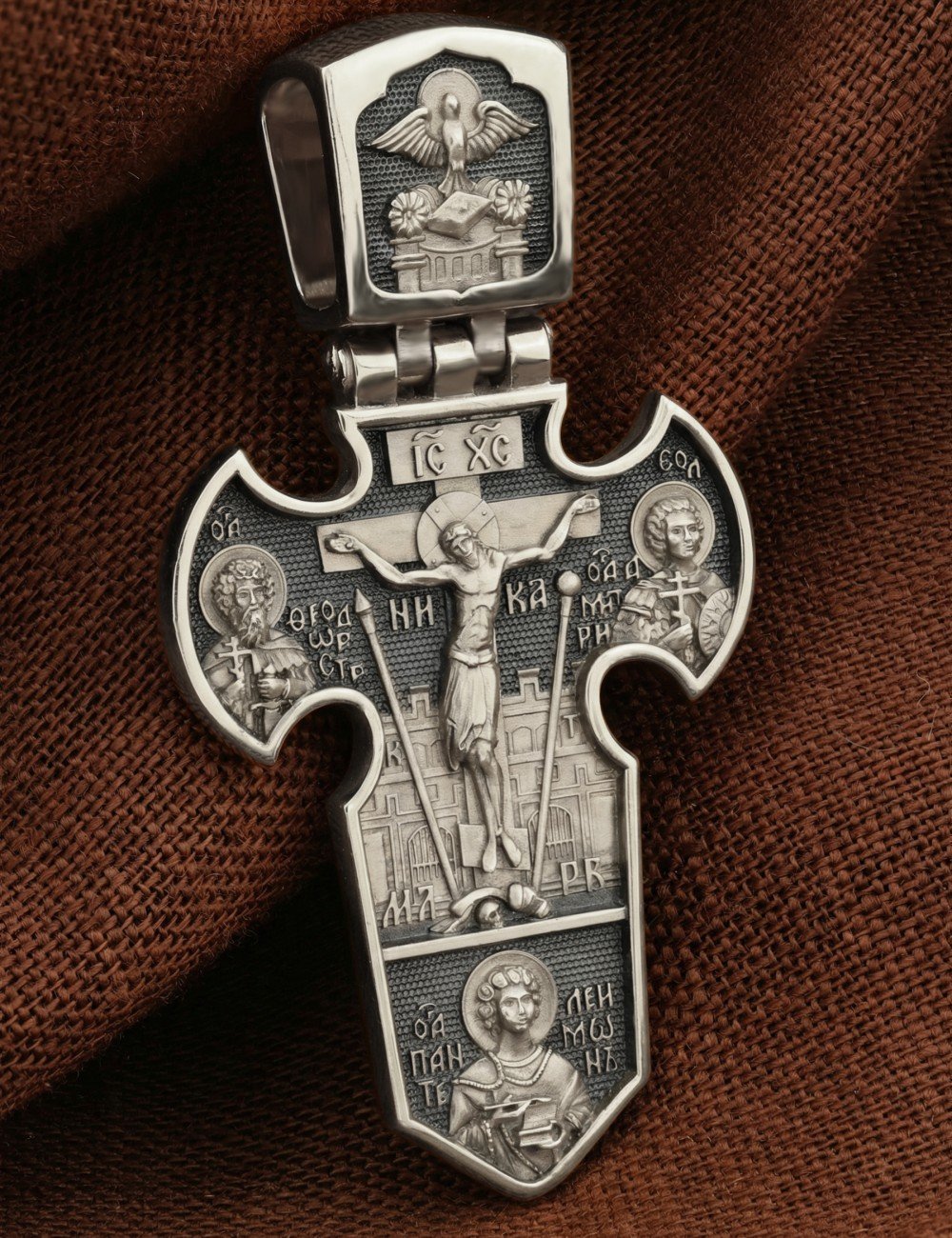 Крест из белого золота