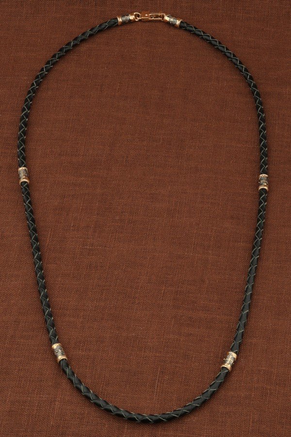 Гайтан из золота 585 пробы c кожаным шнурком