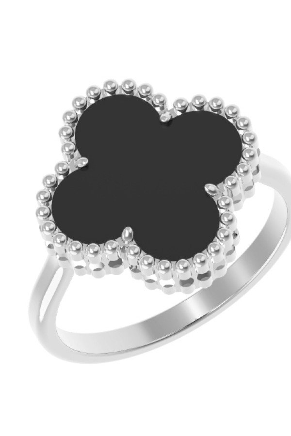 Кольцо из белого золота c ониксом