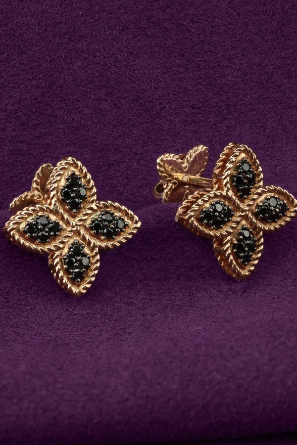 Серьги из золота c бриллиантами