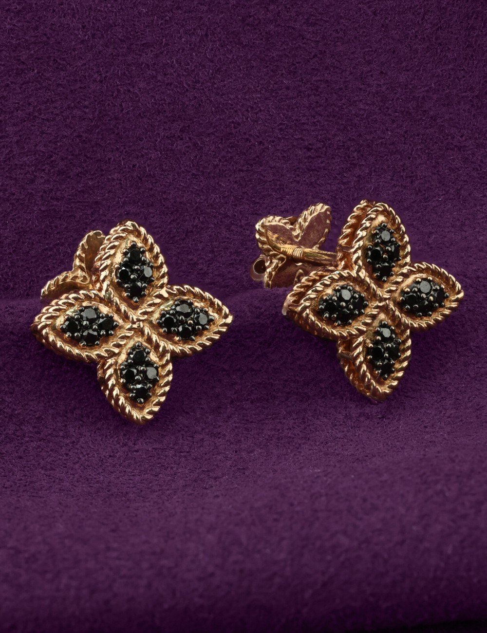 Серьги из золота c бриллиантами