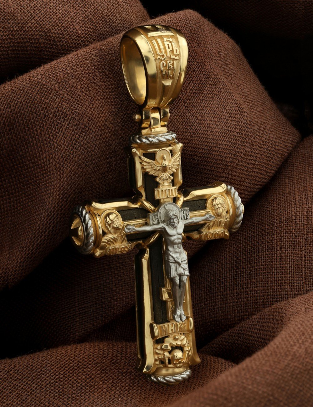 Крест из лимонного золота c эбеновым деревом