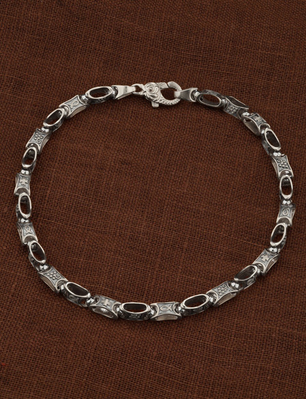 Браслет из белого золота